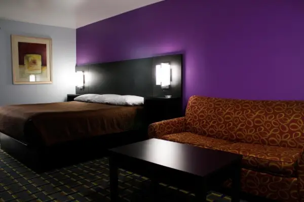 Kings Inn 8